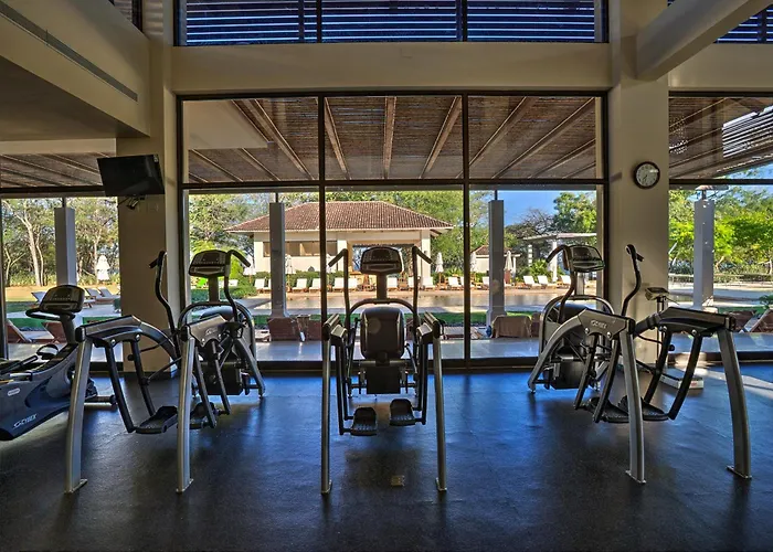 Spacious 4br With Partial Ocean View - Bougainvillea - Reserva Conchal Сasa de vacaciones *