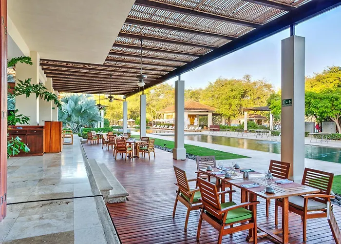 Spacious 4br With Partial Ocean View - Bougainvillea - Reserva Conchal Сasa de vacaciones Playa Conchal