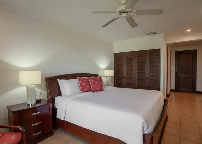 Spacious 4br With Partial Ocean View - Bougainvillea - Reserva Conchal Сasa de vacaciones
