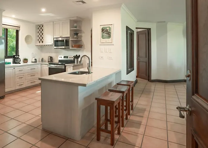 Spacious 4br With Partial Ocean View - Bougainvillea - Reserva Conchal *