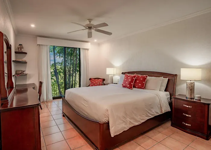 Сasa de vacaciones Spacious 4br With Partial Ocean View - Bougainvillea - Reserva Conchal Playa Conchal